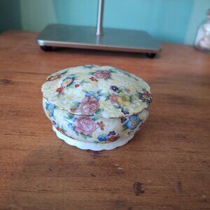 Antique vintage floral trinket jewelry box chinawear